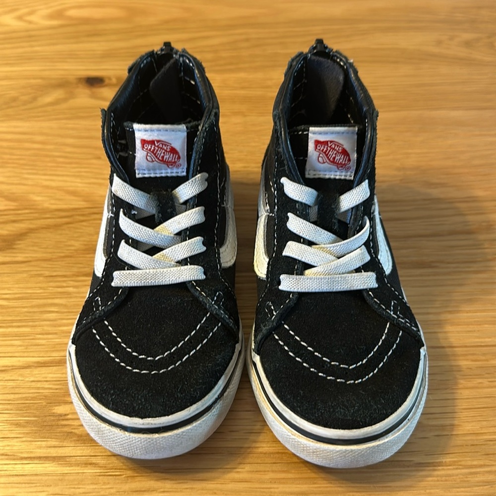 Vans toddler high top old skools. Size 8.5. Very gently used.